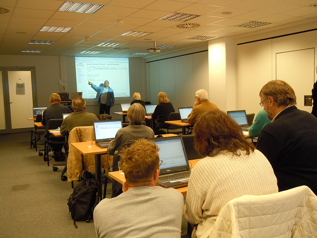 Autoren-Workshop für Senior*innen im Rahmen des Projekts „Erfahrung-Teilen“ in Hannover.