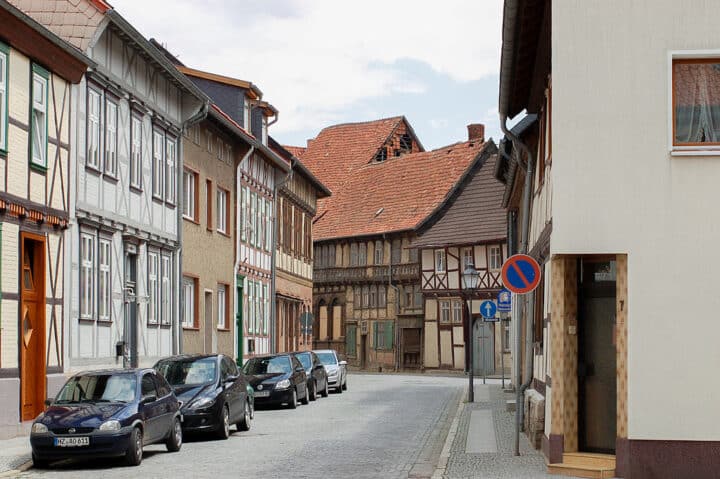 Denkmalgeschützte Häuser in der Altstadt von Osterwieck.