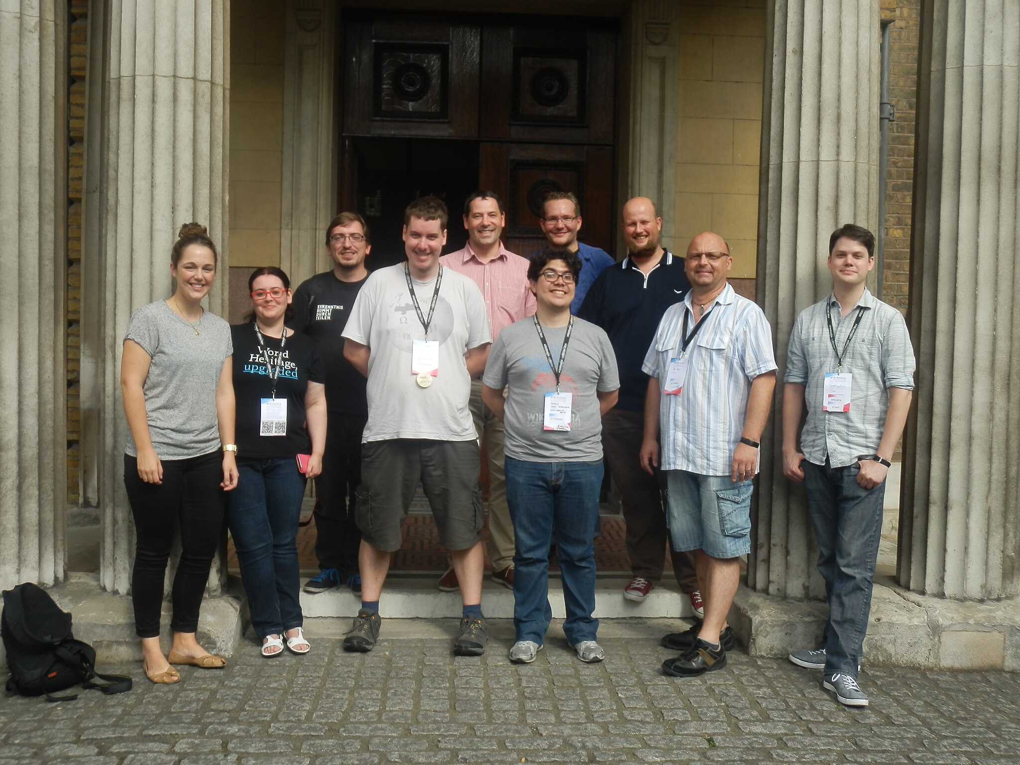 Die Volunteer Support Gruppe nach ihrem ersten Treffen am 06.08.2014 vor der Wikimania 2014 Konferenz.